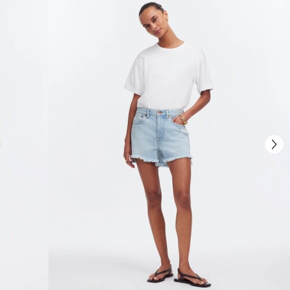 Madewell Relaxed Mid-Length Denim Shorts | Size 29 - Picture 2 of 11